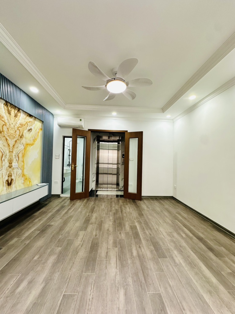 BÁN NHÀ MỚI 6 TẦNG CÓ THANG MÁY – NGÕ SIÊU ĐẸP – GIÁ CHỈ 8.6 TỶ – GIÁP BÁT - Ảnh 3