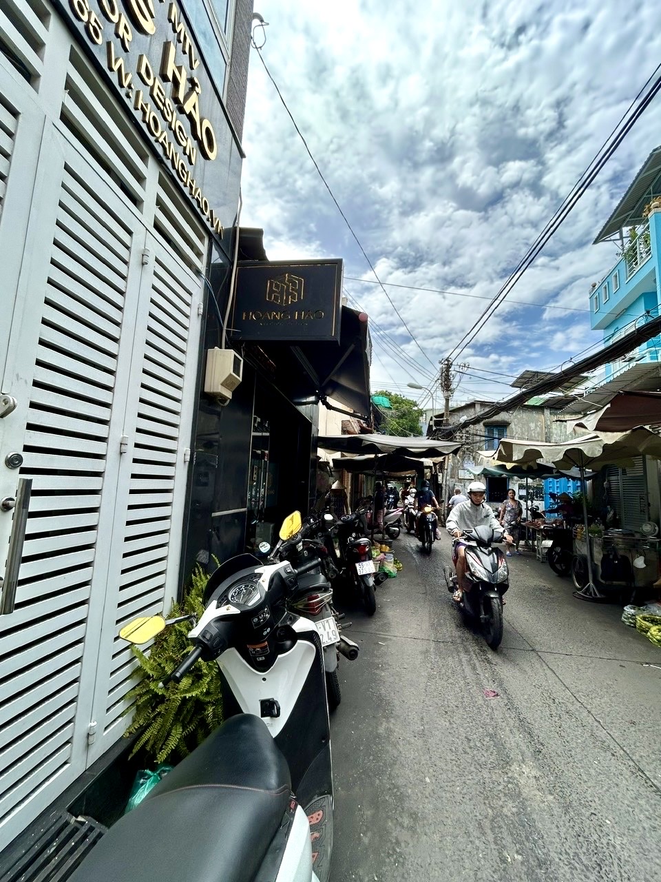 VỊ TRÍ ĐẸP NHÀ LẠI ĐẸP NGAY MẶT TIỀN ĐƯỜNG ĐOÀN VĂN BƠ- GẦN CHỢ TRƯỜNG HỌC. - Ảnh 2