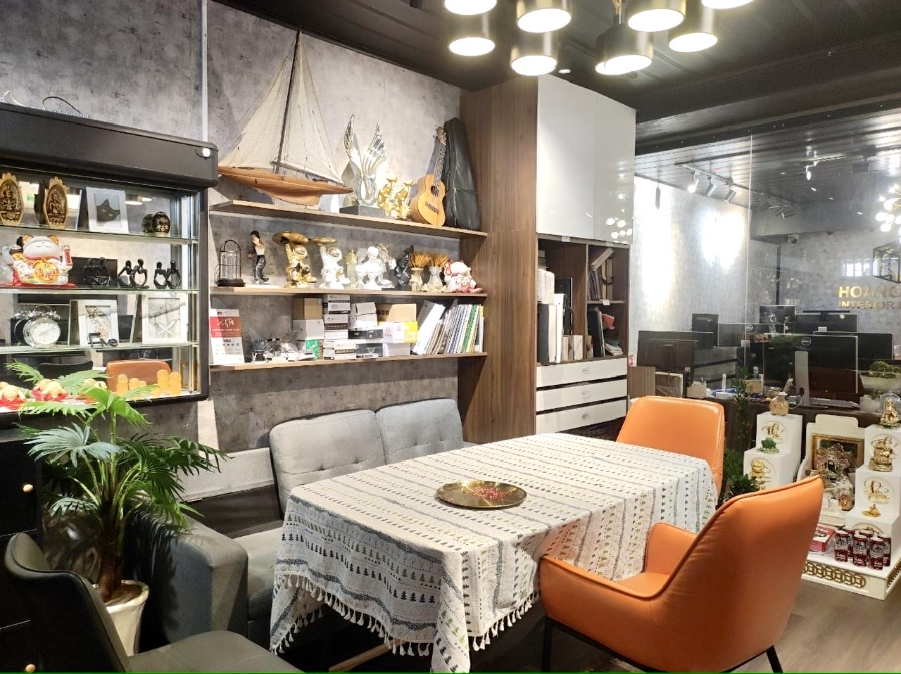 VỊ TRÍ ĐẸP NHÀ LẠI ĐẸP NGAY MẶT TIỀN ĐƯỜNG ĐOÀN VĂN BƠ- GẦN CHỢ TRƯỜNG HỌC. - Ảnh 4