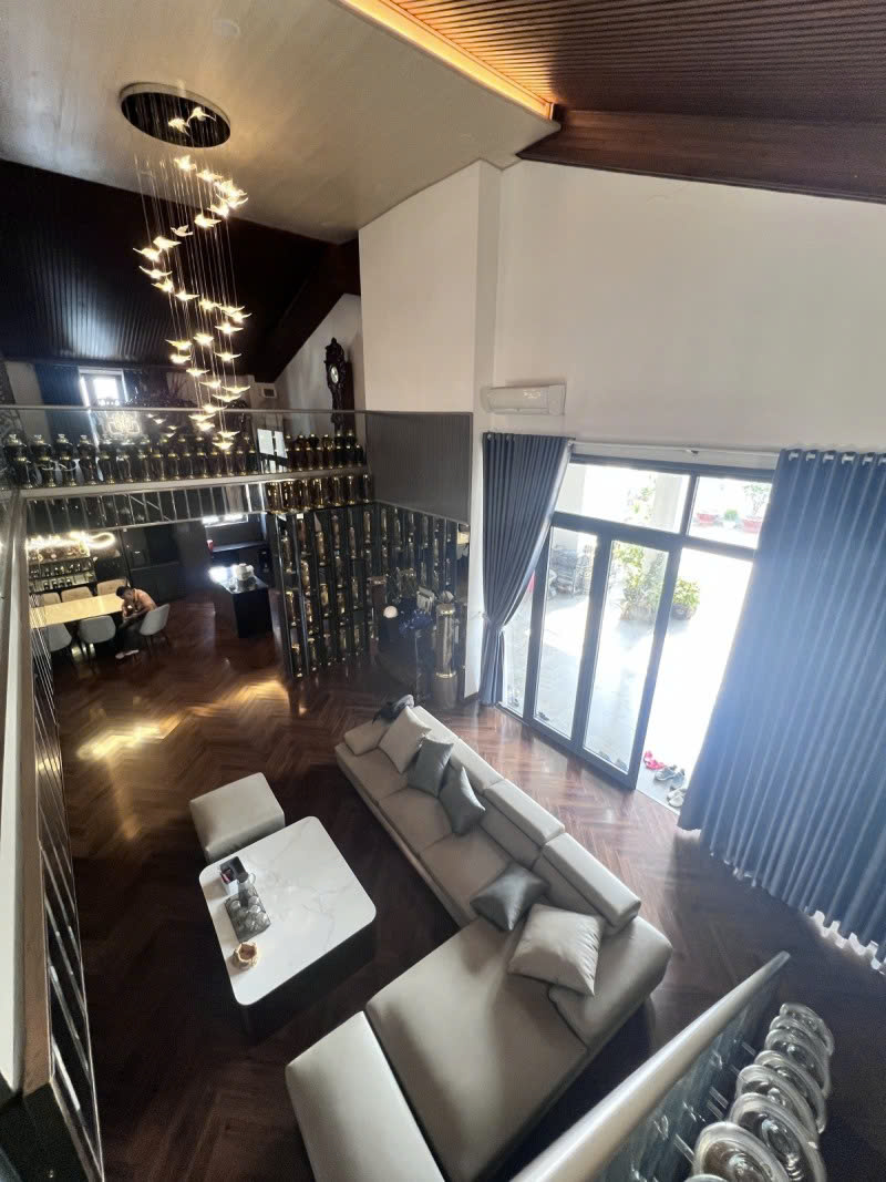 Bán  tòa 7 Tầng,  MT Đoàn Hồng Phước - gần Lũy Bán Bích, 13x30m, thu 6 tỷ/ năm, 79 tỷ. - Ảnh 2
