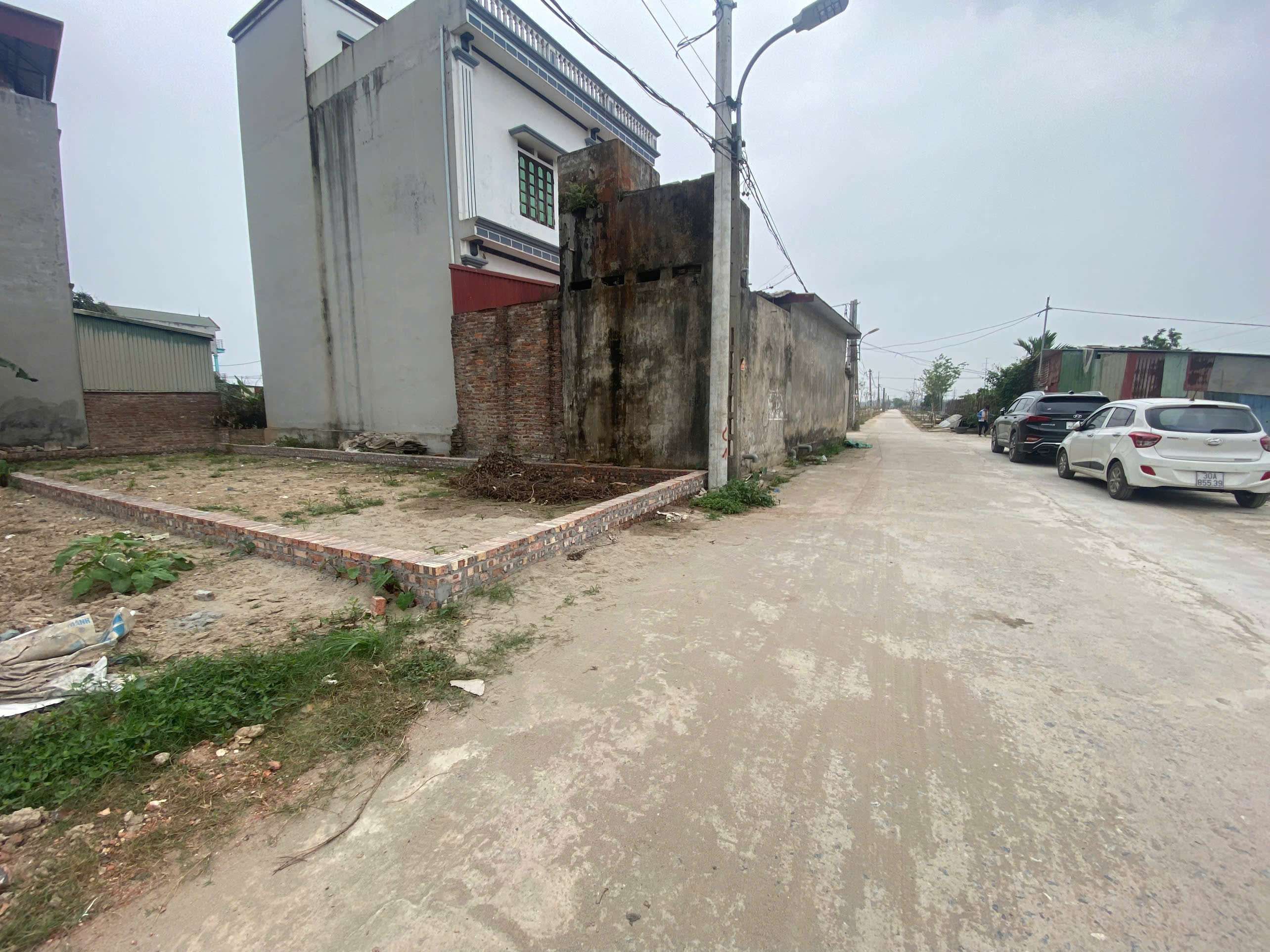 TT QUANG MINH 90M,TRỤC CHÍNH 10M,NHỈNH 4 TỶ,LH CHÍNH CHỦ - Ảnh 2