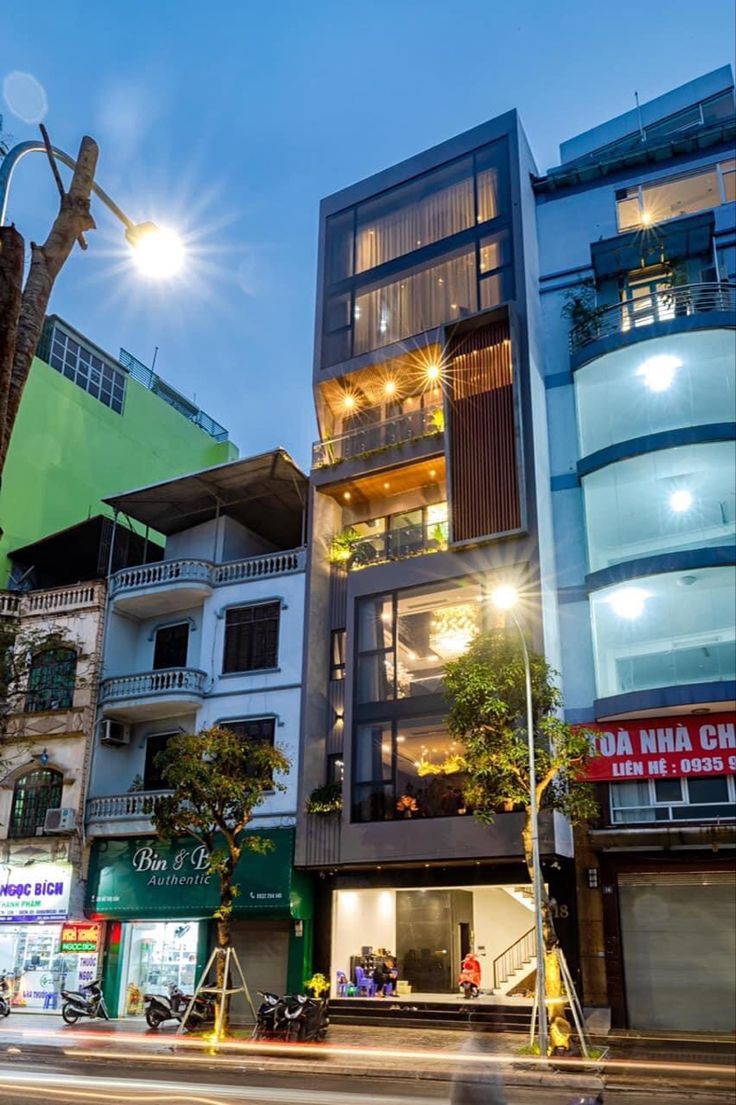 Bán Gấp, Nguyễn Văn Huyên, Cầu Giấy, Oto, KD, 56m2 x 5T, nhỉnh 19 tỷ. - Ảnh chính