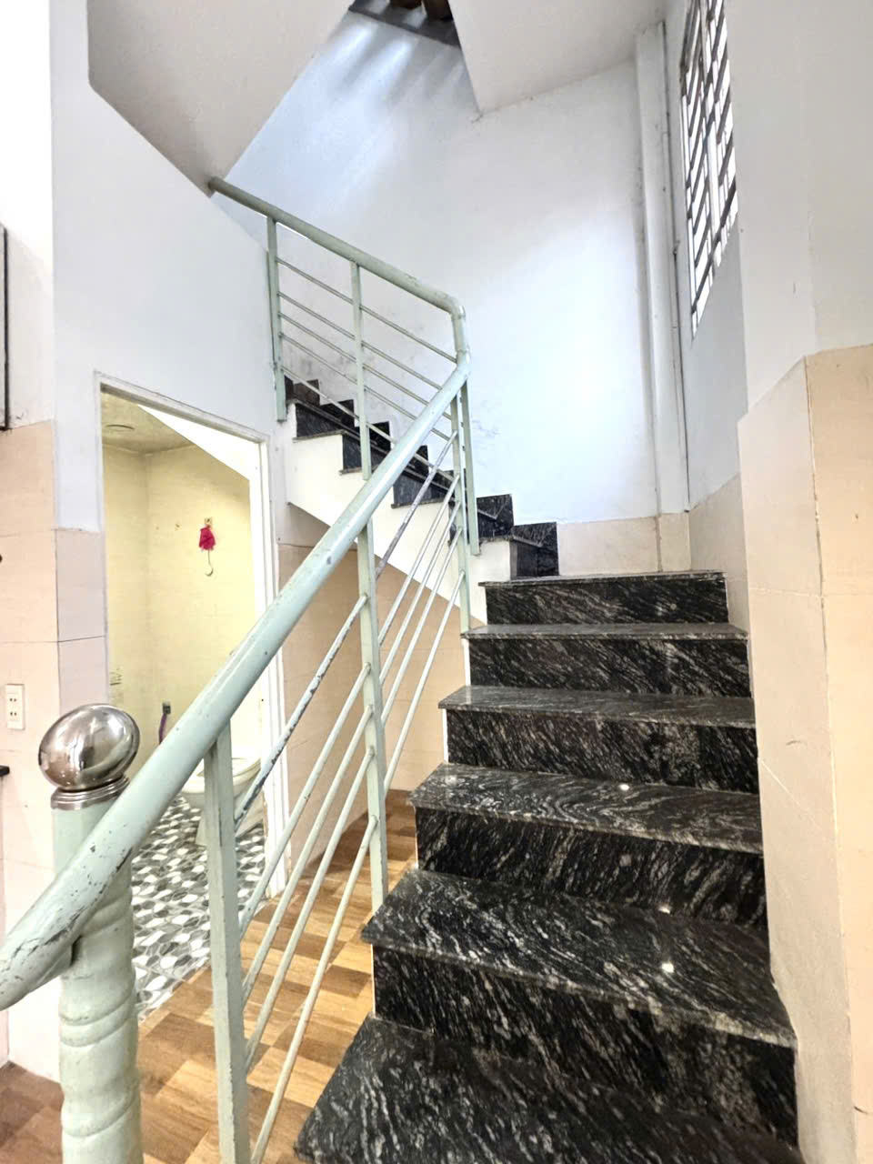 SoS QUÁ RẺ, HẺM XE HƠI THÔNG, Gần Chợ Hiệp Bình, Thủ Đức, Dtsd 147m2 chỉ 3.1ty - Ảnh chính