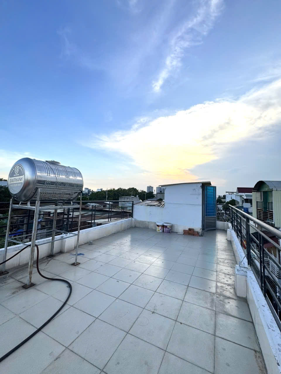 SoS QUÁ RẺ, HẺM XE HƠI THÔNG, Gần Chợ Hiệp Bình, Thủ Đức, Dtsd 147m2 chỉ 3.1ty - Ảnh 2