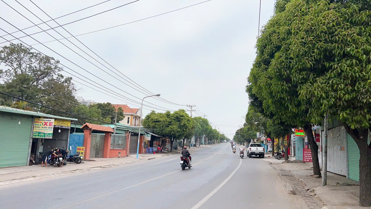 Bán 180m2 đất Dĩ An,đường xe hơi,giá chỉ 25tr/m2,gần KDC Bình Nguyên - Ảnh chính
