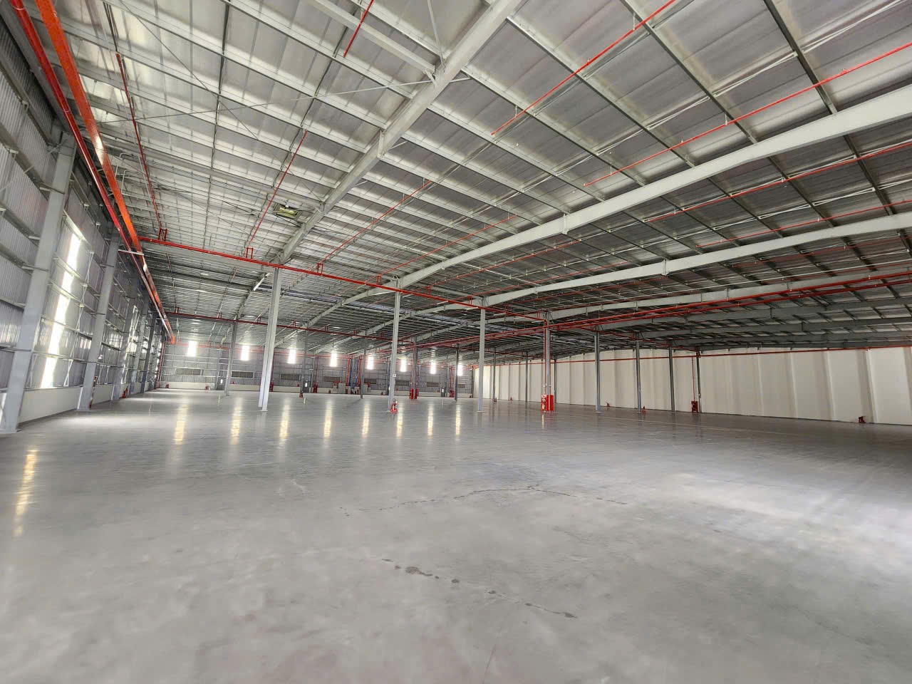 Cho Thuê Nhà Xưởng Mới 100% Trong KCN Long An  Diện Tích Từ 5.000 – 20.000m²  PCCC Tự Động  Giá Tốt - Ảnh 1