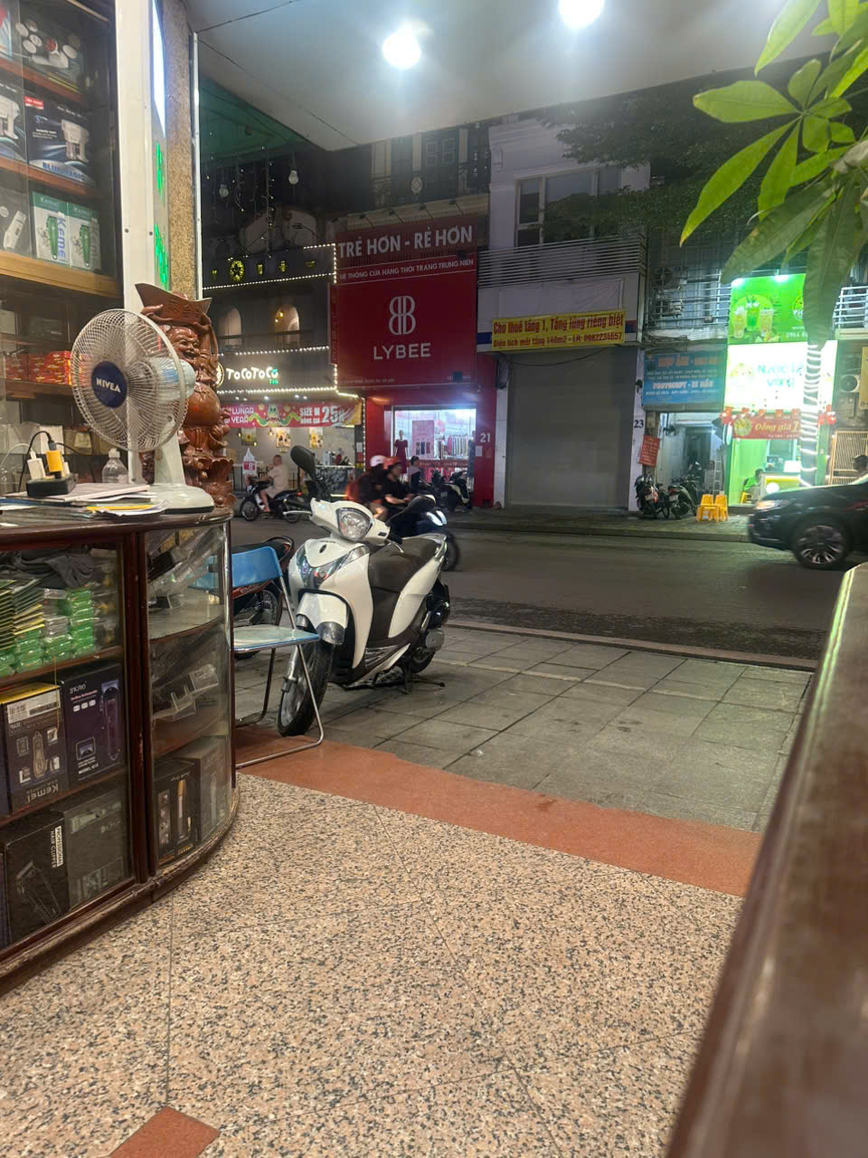 Siêu phẩm 1 mặt phố, 2 mặt ngõ, mặt tiền khủng, kinh doanh đa dạng, vị trí kim cương, ngay ngã tư - Ảnh chính