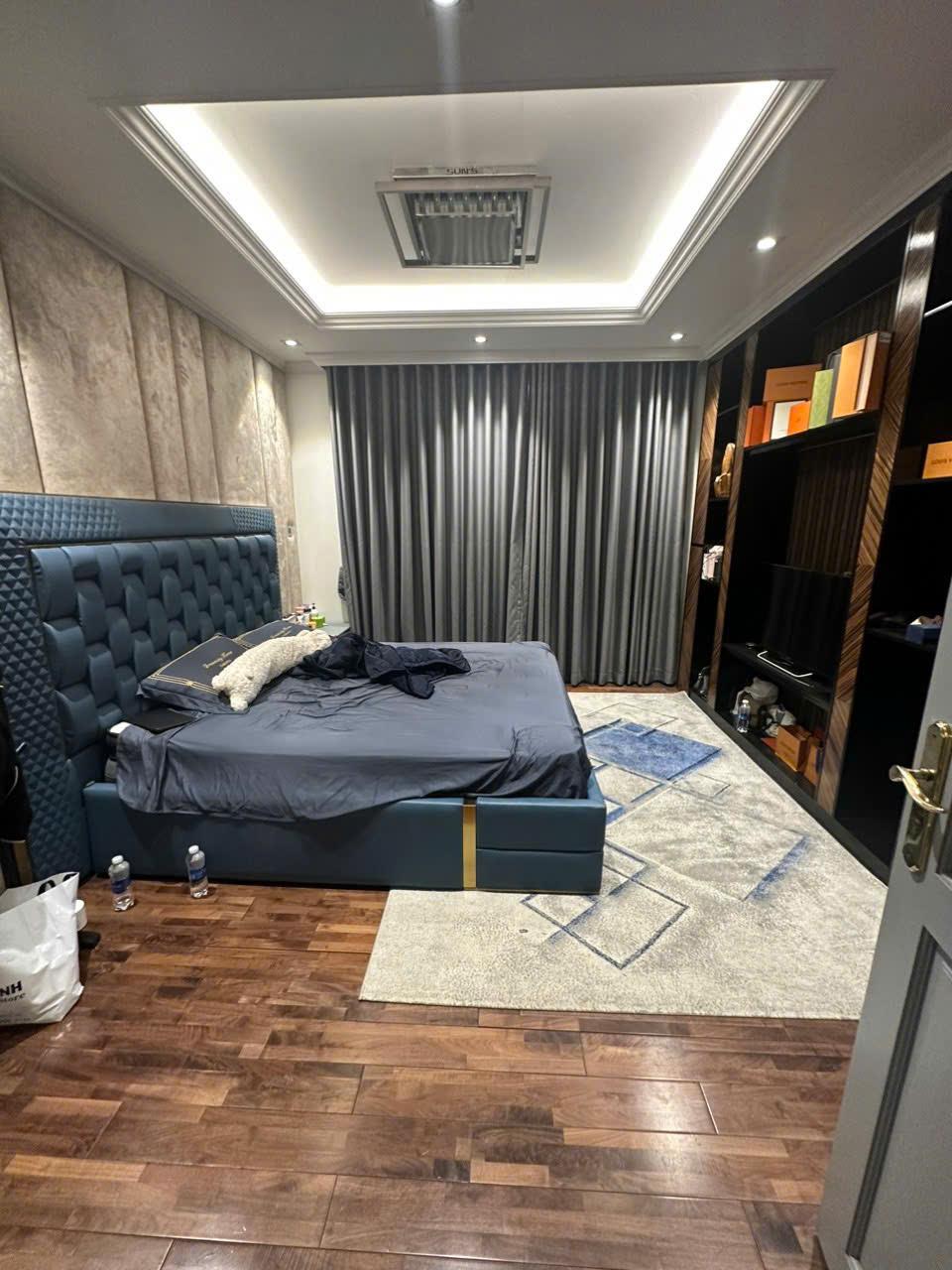 * Bán Nhà Đẹp-Mới Dọn Vào Ở Ngay-HXH Ngay Nguyễn Tri Phương Q5-3Tầng (4X15) Sổ vuông Vức - Ảnh 4