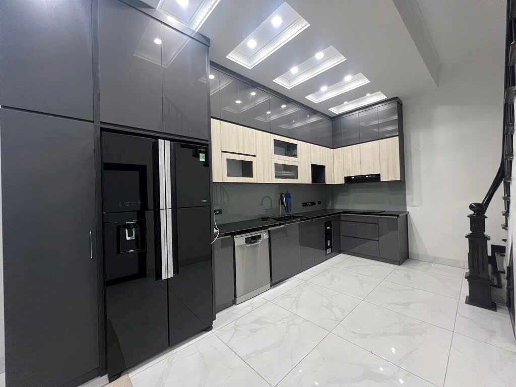 TT NGỌC LÂM NGUYỄN VĂN CỪ. HÀNG XÓM MYPEC GẦN CẦU CHƯƠNG -Ô TÔ ĐỖ CỬA- DÂN XÂY CHỦ Ở RẤT CÓ LỘC - Ảnh 2