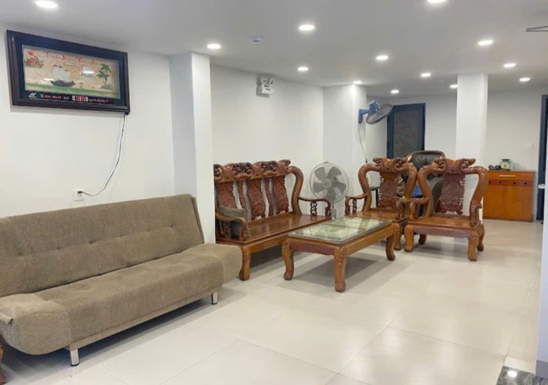 Khách sạn 8 tầng mặt tiền Hoàng Hoa Thám  dt 98m2 bán: 40 tỷ  lh: 0905724084 Ngọc Bích Land - Ảnh 3