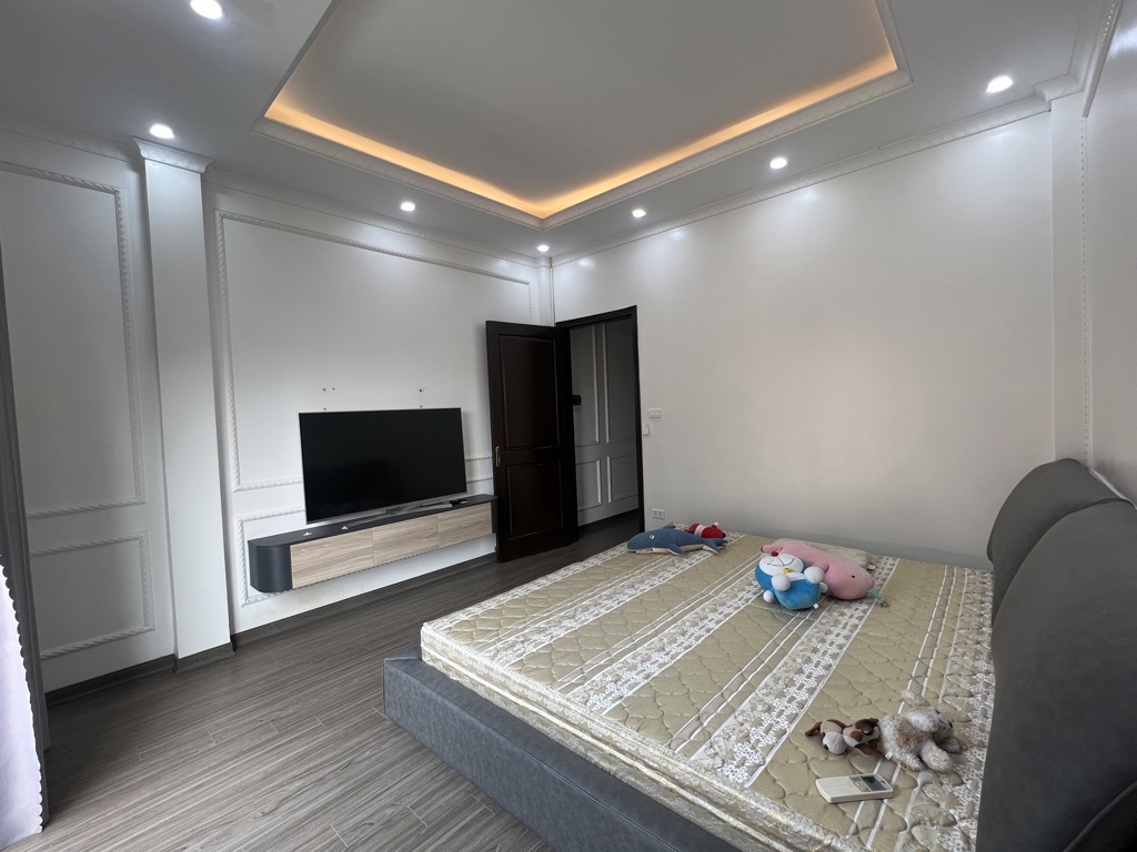 TT NGỌC LÂM NGUYỄN VĂN CỪ. HÀNG XÓM MYPEC GẦN CẦU CHƯƠNG -Ô TÔ ĐỖ CỬA- DÂN XÂY CHỦ Ở RẤT CÓ LỘC - Ảnh 4