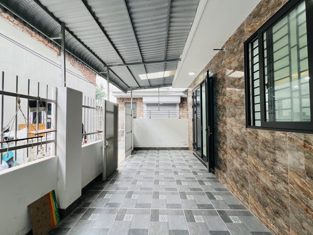 Nhà Mới 4 Tầng – Cách Vành Đai 4 chỉ 2km – Thiết Kế Hiện Đại – Giá Quá Mềm! - Ảnh 4