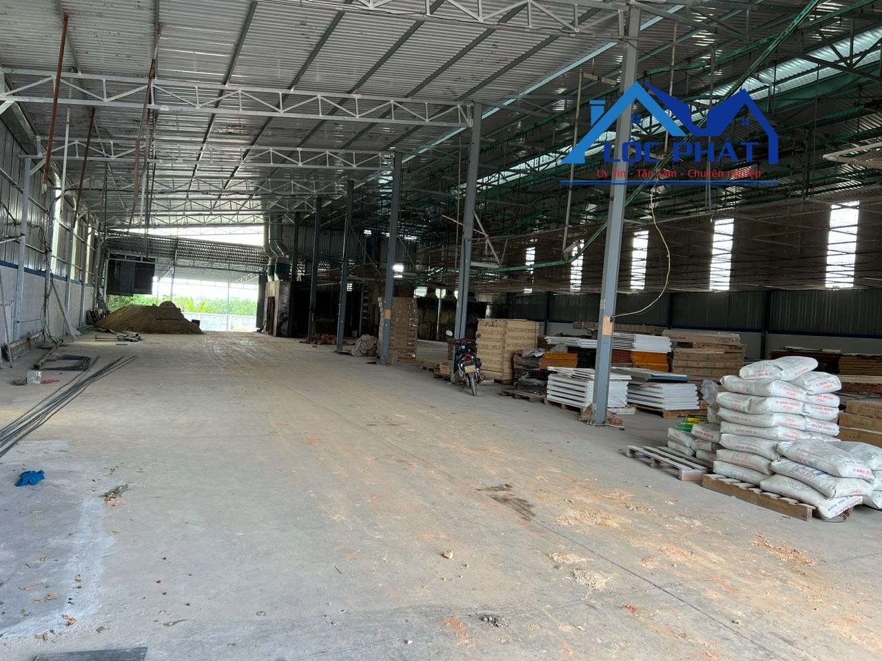 Cho thuê kho xưởng  2300m2 Vĩnh Cửu Đồng Nai chỉ 50 triệu - Ảnh 1