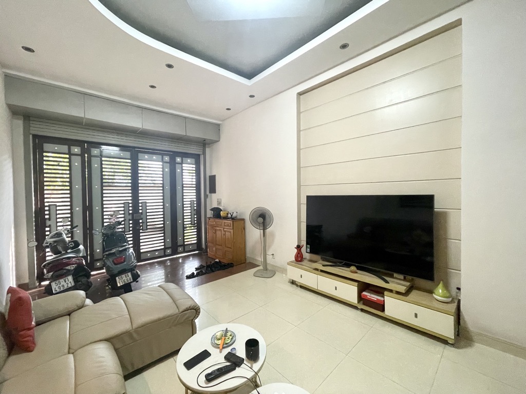 HẺM 9M Ô TÔ ĐẬU NGÀY ĐÊM - 3 TẦNG - 82M2 - KHU ĐỒNG BỘ VIP SÂN BAY - NGAY BỆNH VIỆN 175 - Ảnh 3