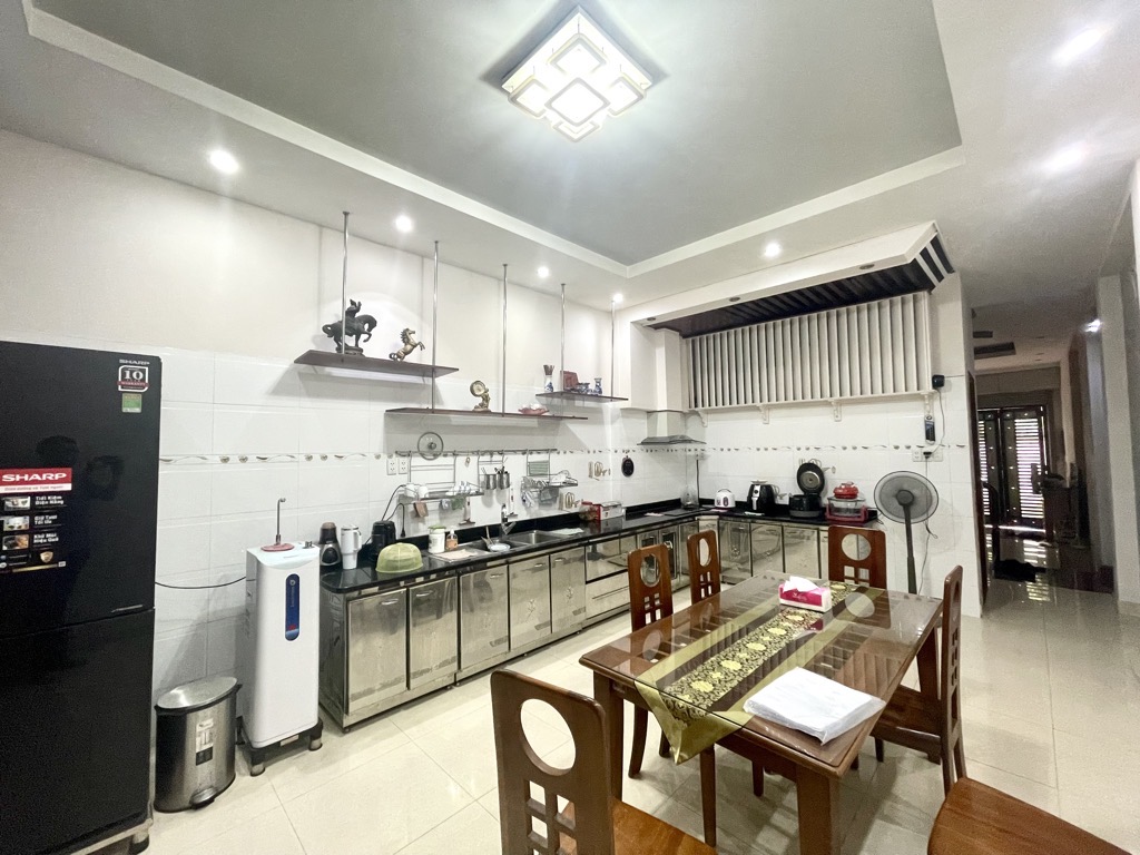 HẺM 9M Ô TÔ ĐẬU NGÀY ĐÊM - 3 TẦNG - 82M2 - KHU ĐỒNG BỘ VIP SÂN BAY - NGAY BỆNH VIỆN 175 - Ảnh 4