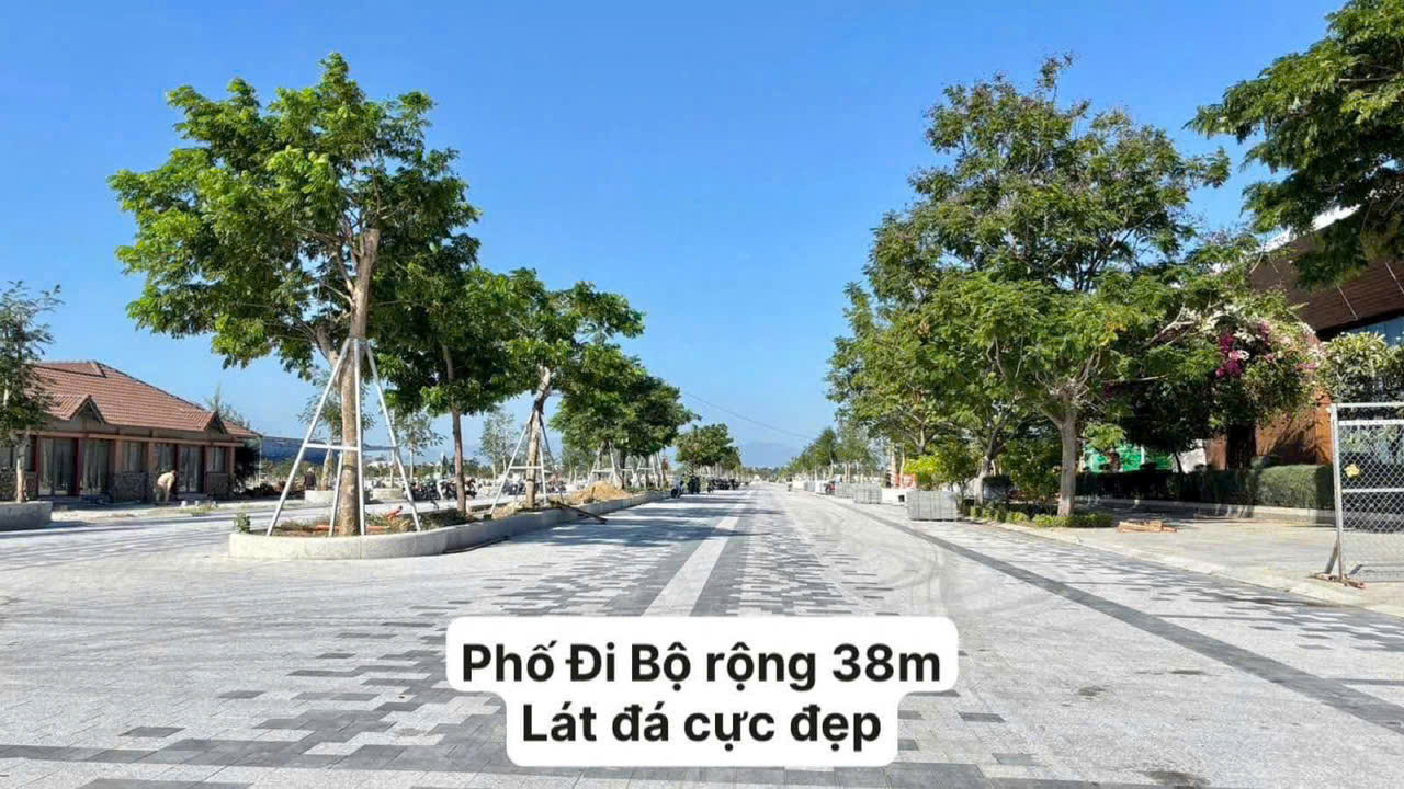 MỞ BÁN GIỚI HẠN 5 SUẤT: NHÀ PHỐ MẶT BIỂN TRUNG TÂM TỈNH KHÁNH HÒA, GIÁ GỐC CĐT –CHIẾT KHẤU KHỦNG 8% - Ảnh 1