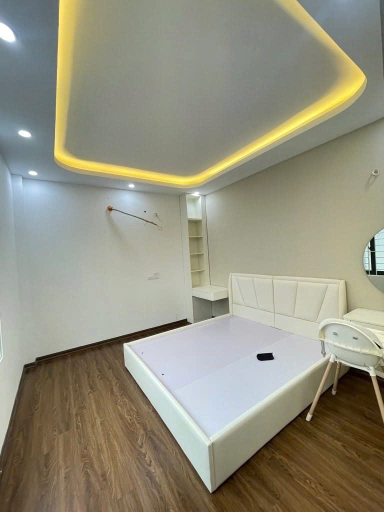 NHÀ DÂN XÂY - TRUNG TÂM MINH KHAI-10M RA MẶT PHỐ -FULL NỘI THẤT-GẦN HỒ - Ảnh 2