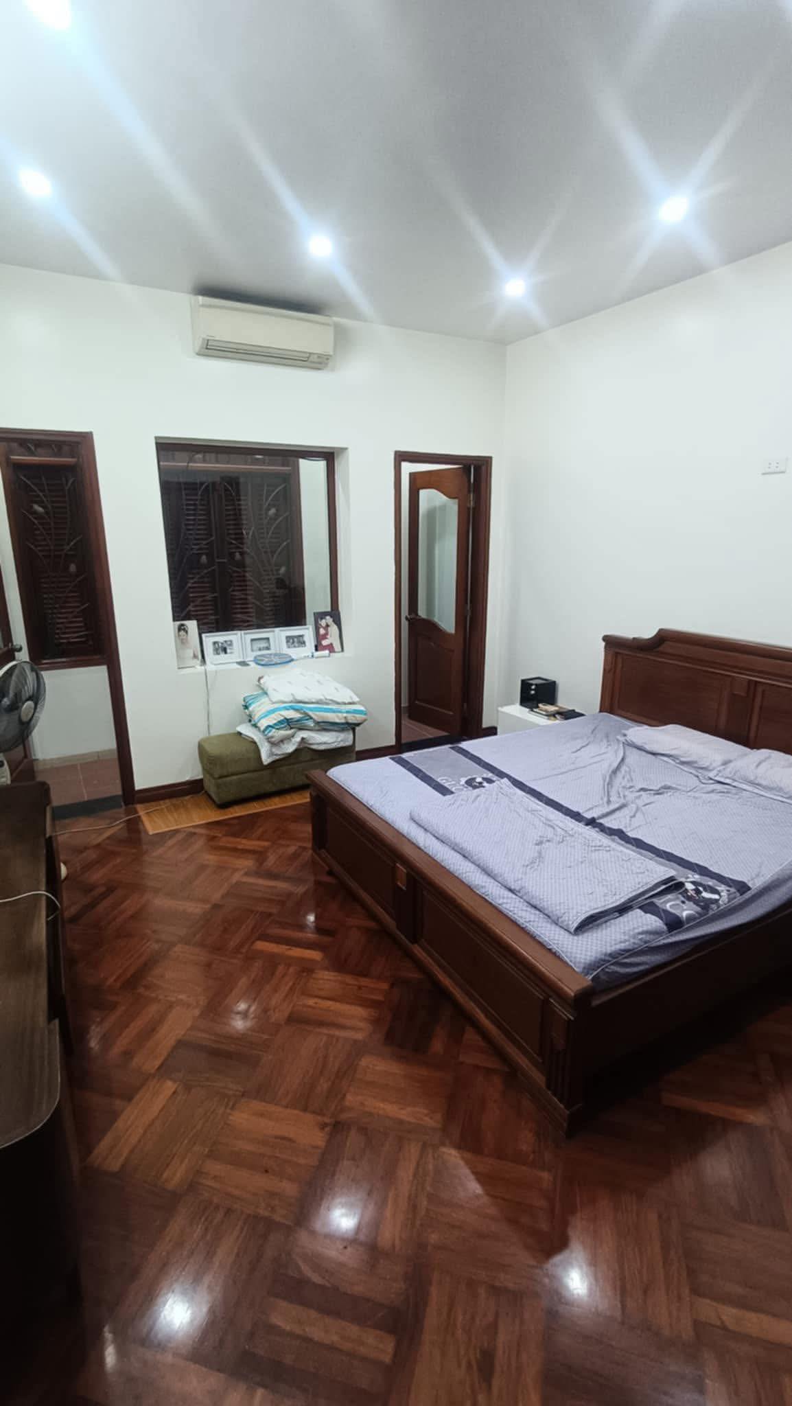 Bán nhà Ôtô tránh Phố Hoàng Cầu: 50m2/5Tầng/MT 4.2m 27 Tỷ Cách Hồ 30m, KD đỉnh - Ảnh 2