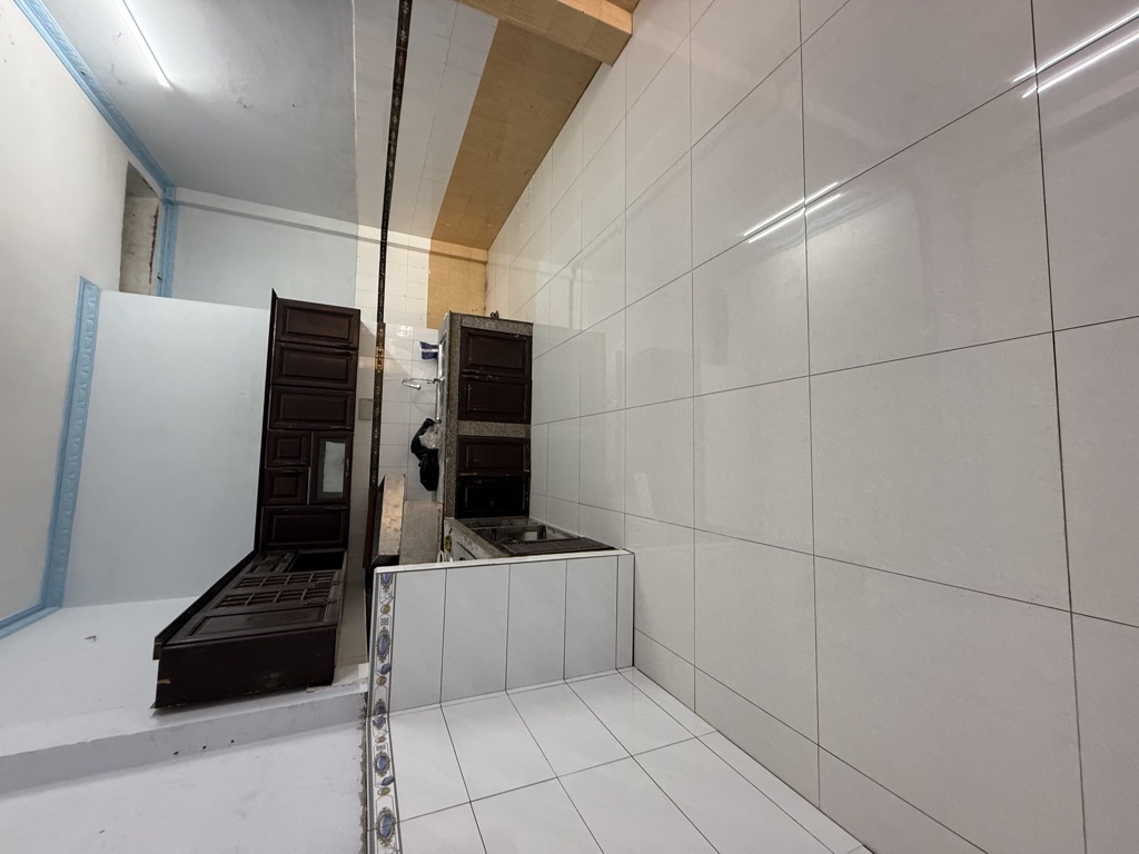 NHÀ B.ÁN - GẦN TRƯỜNG CHINH & CỔNG KCN TÂN BÌNH - HXH VÔ NHÀ - 3 TẦNG - 60M² - CHỈ NHỈNH 6TỶ - Ảnh 3