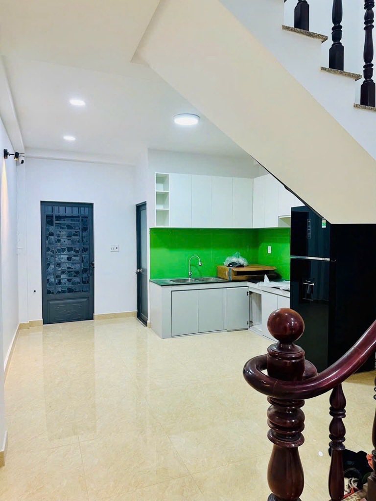 Nhà đẹp Quận 3, đi bộ ra Nam Kỳ Khởi Nghĩa xem Diễu Binh 30/4 ạ - Ảnh 1