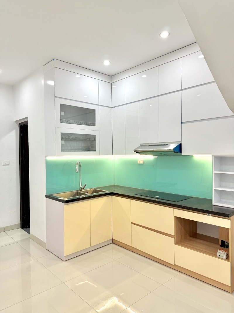 NHÀ ĐẸP BÁN GẤP - TRẦN CUNG  - NGÕ ĐẸP, Ô TÔ ĐỖ CỬA, MUA LÀ Ở NGAY 48M2 - 10.7 TỶ - Ảnh 1