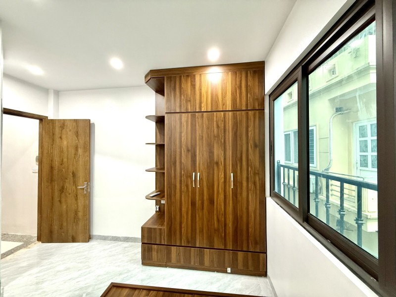 NHÀ ĐẸP BÁN GẤP - TRẦN CUNG  - NGÕ ĐẸP, Ô TÔ ĐỖ CỬA, MUA LÀ Ở NGAY 48M2 - 10.7 TỶ - Ảnh 3