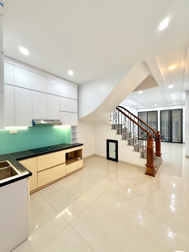 NHÀ ĐẸP BÁN GẤP - TRẦN CUNG  - NGÕ ĐẸP, Ô TÔ ĐỖ CỬA, MUA LÀ Ở NGAY 48M2 - 10.7 TỶ - Ảnh chính