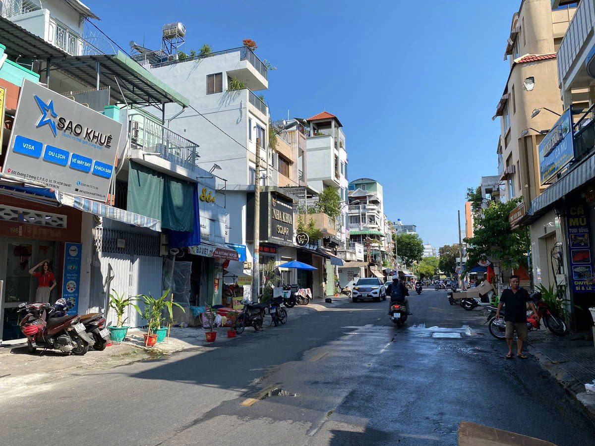 Nhà  Mặt Tiền Gốc, Nguyễn Tiểu La Quận 10, 35m2 Cấp4 sổ vuông ,Hoàn Công Đủ Dưới 11 tỷ TL - Ảnh chính