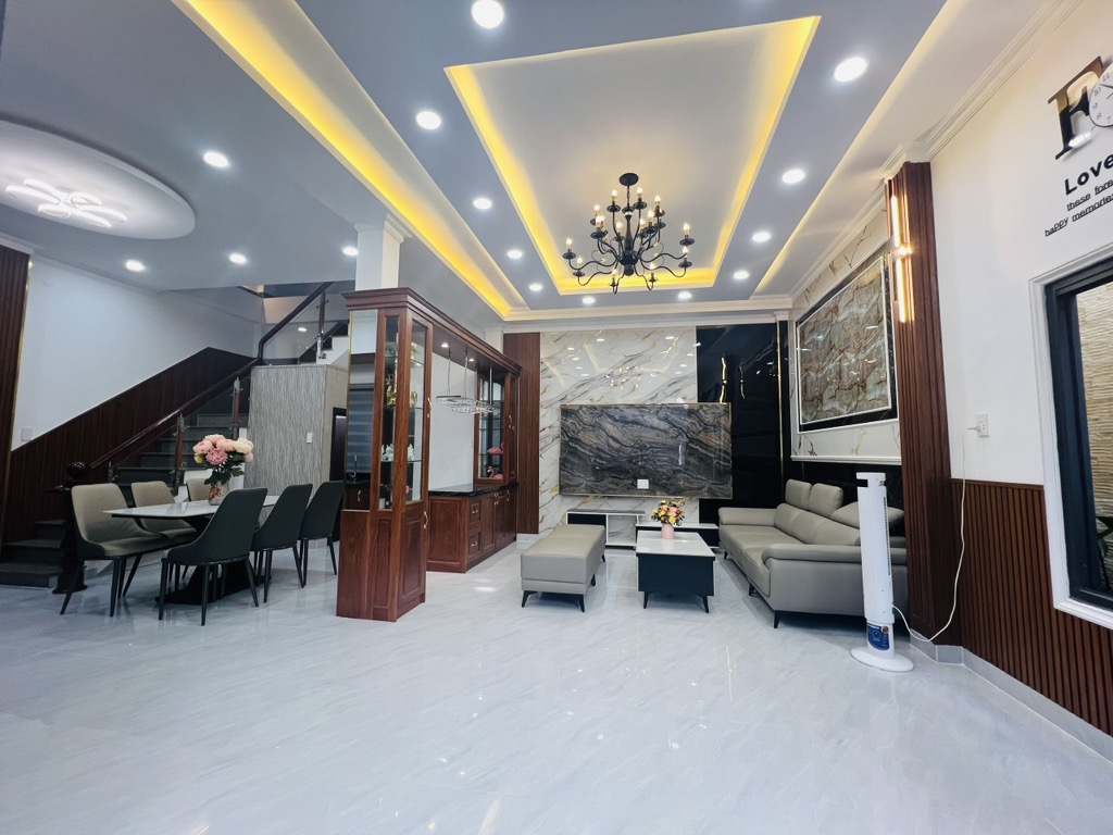 Mặt tiền Âu Dương Lân, ngay chợ Rạch Ông, nở hậu 8m, 95m2 chỉ 12 tỷ - Ảnh 1