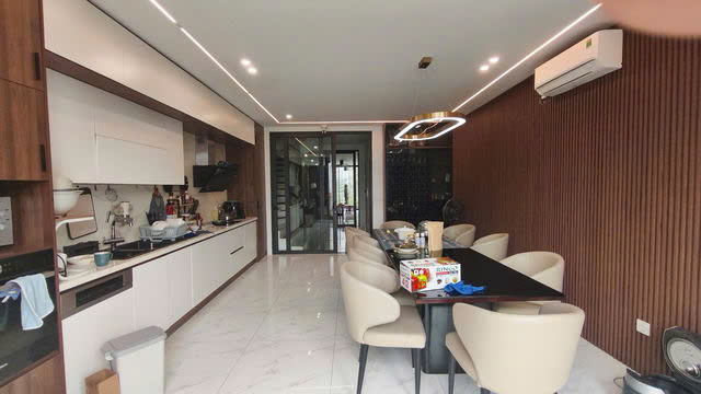 NHÀ MỚI ĐẸP DÂN XÂY 6 TẦNG THANG MÁY,Tư Đình-Long Biên  97/120m2, 6 tầng, mặt tiền 5.5m, 19 tỷ. - Ảnh 4