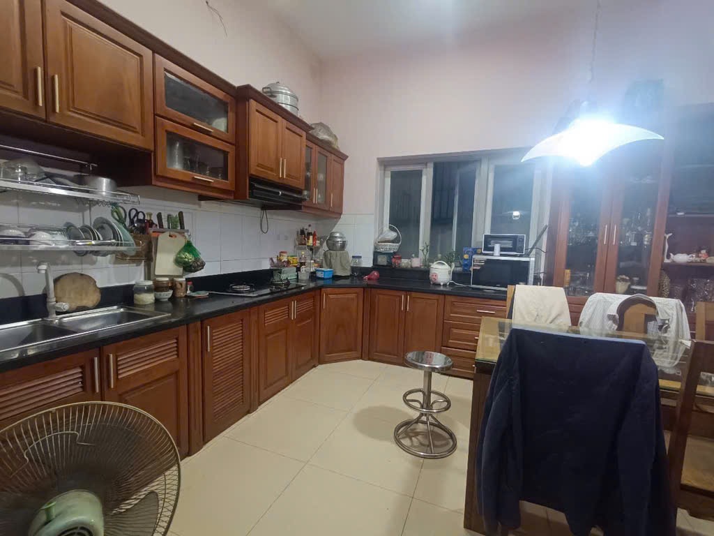 Chính Chủ - Đã Hoàn Công - Ngang 4M - DT 45M2 , 5 Tầng Đúc Với  5PN,3WC -  Lê Văn Sỹ - PN - Ảnh 3