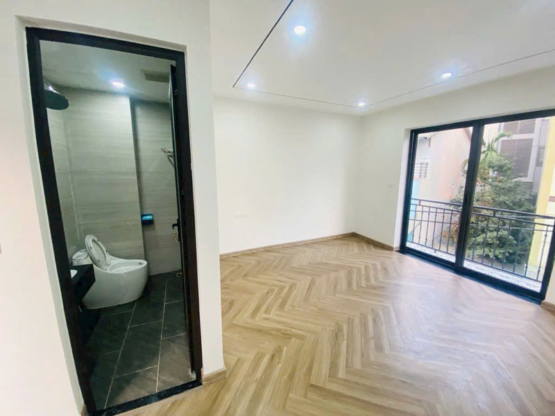 Hiếm có! 30,5m2 nhà 6 tầng thang máy, ngõ ô tô tránh Giang Biên - Chỉ 7.x tỷ! - Ảnh 1