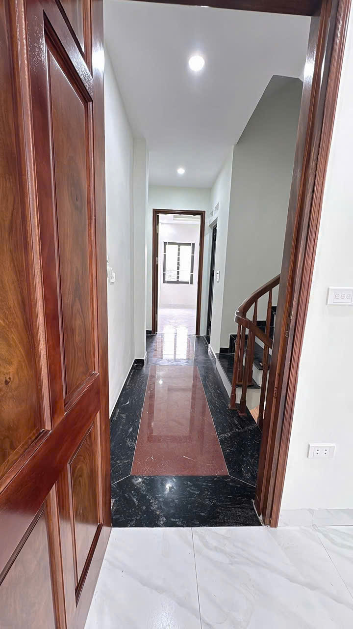 Bán nhà Tứ Hiệp, Thanh Trì, Diện tích 41m2*5 tầng, lô góc, ô tô đỗ cửa. Giá 6.8 tỷ - Ảnh 2