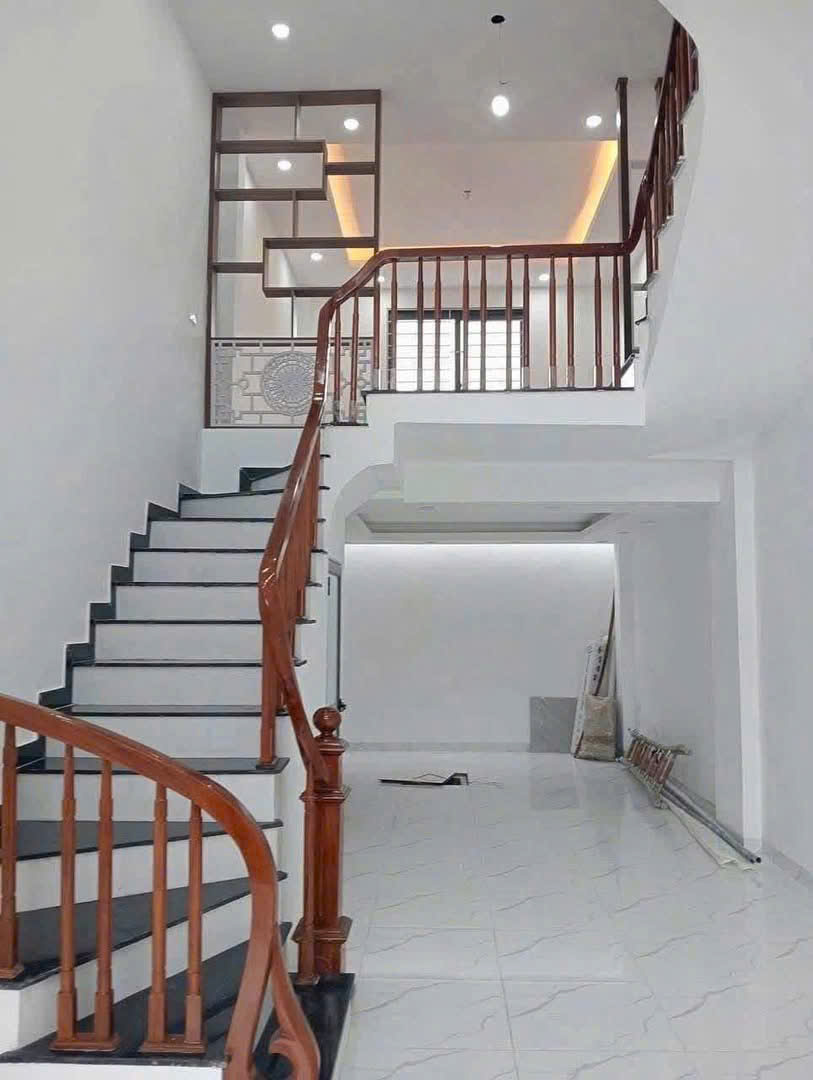 Bán nhà Tứ Hiệp, Thanh Trì, Diện tích 41m2*5 tầng, lô góc, ô tô đỗ cửa. Giá 6.8 tỷ - Ảnh chính