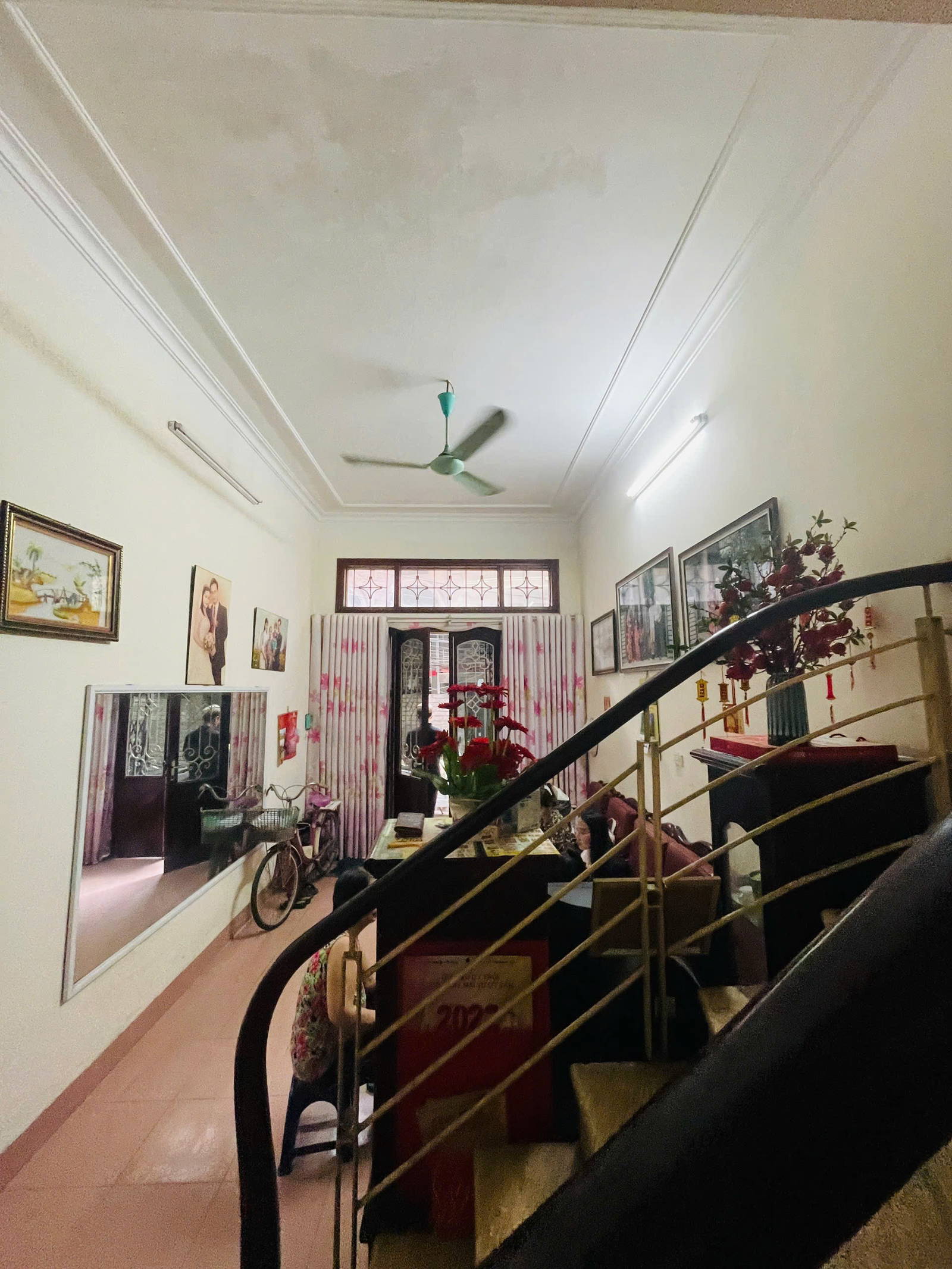 Chính chủ bán gấp nhà ngõ rộng nông, kinh doanh, ngõ 69  Quan Nhân; DT: 47m2, 4 tầng. 8,45 tỷ. - Ảnh chính