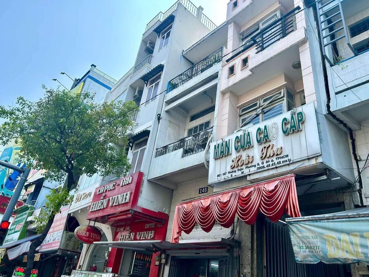 NHÀ BÁN VIEW CẦU QUẬN 1- MẶT TIỀN ĐƯỜNG HOÀNG DIỆU- KINH DOANH ĐA NGÀNH NGHỀ. GÀN CHỢ ,TRƯỜNG HỌC. - Ảnh 1