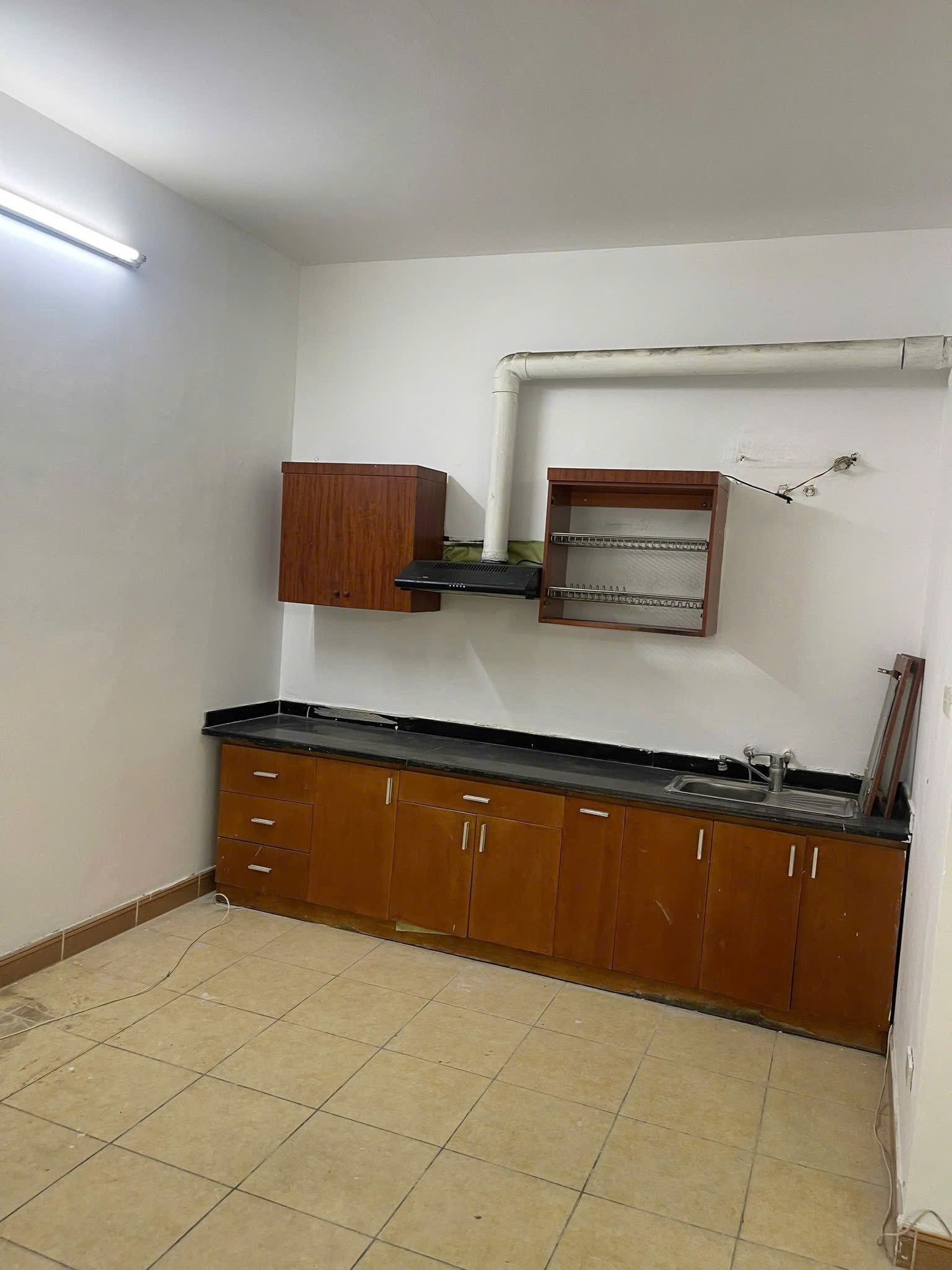 Cho thuê căn hộ chung cư 105m2 3PN, 2WC tại chung cư CT3 KĐT Văn Khê, Hà Đông. - Ảnh 3
