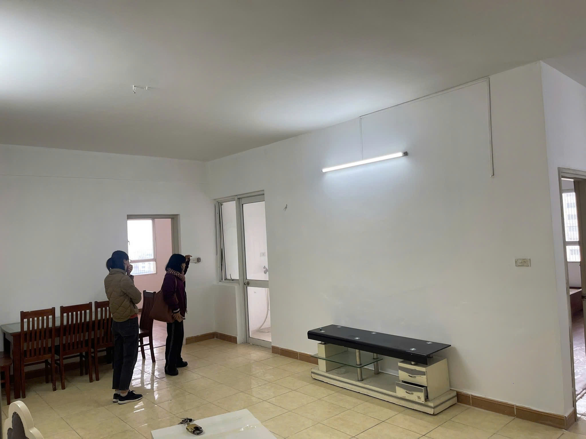 Cho thuê căn hộ chung cư 105m2 3PN, 2WC tại chung cư CT3 KĐT Văn Khê, Hà Đông. - Ảnh chính