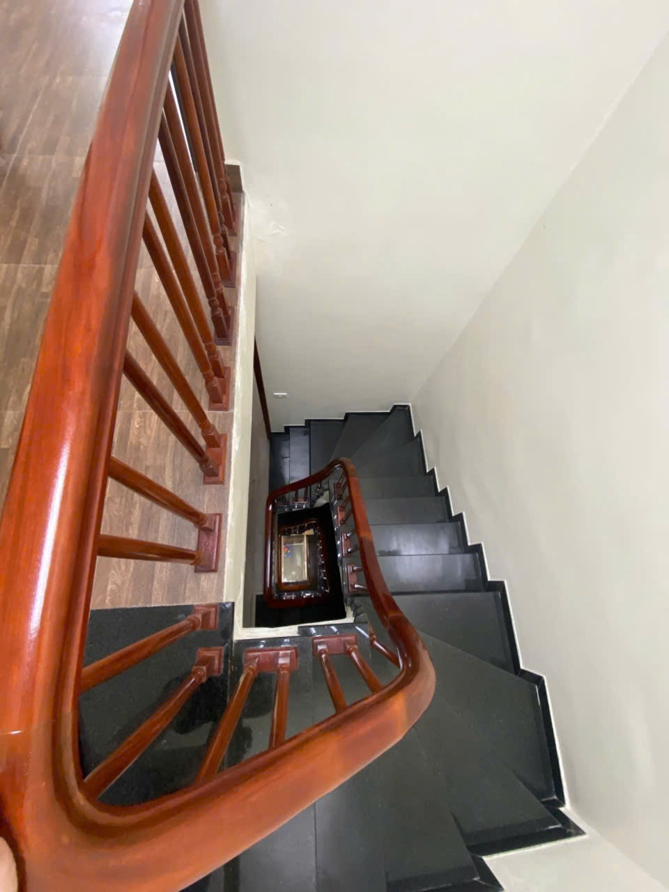 TÔI CHÍNH CHỦ BÁN NHÀ 5 TẦNG ĐƯỜNG HOÀNG MAI, GIÁ RẺ NHẤT THỊ TRƯỜNG - Ảnh 4