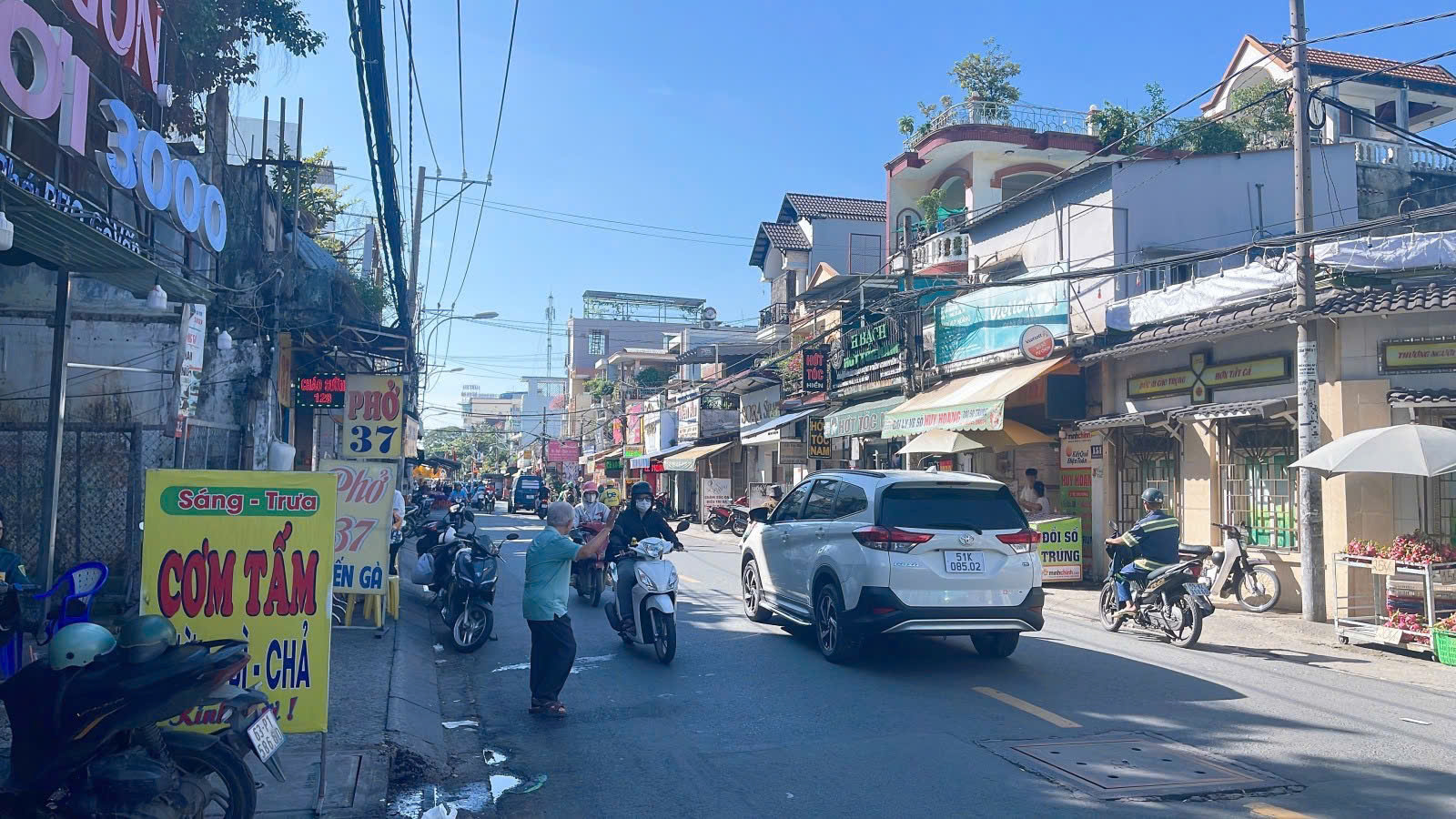 Bán nhà Mặt tiền Lê Hoàng Phái - Nguyễn Oanh, Phan Văn Trị. 12.3/18x37m, Cấp 4, 45 tỷ. - Ảnh chính