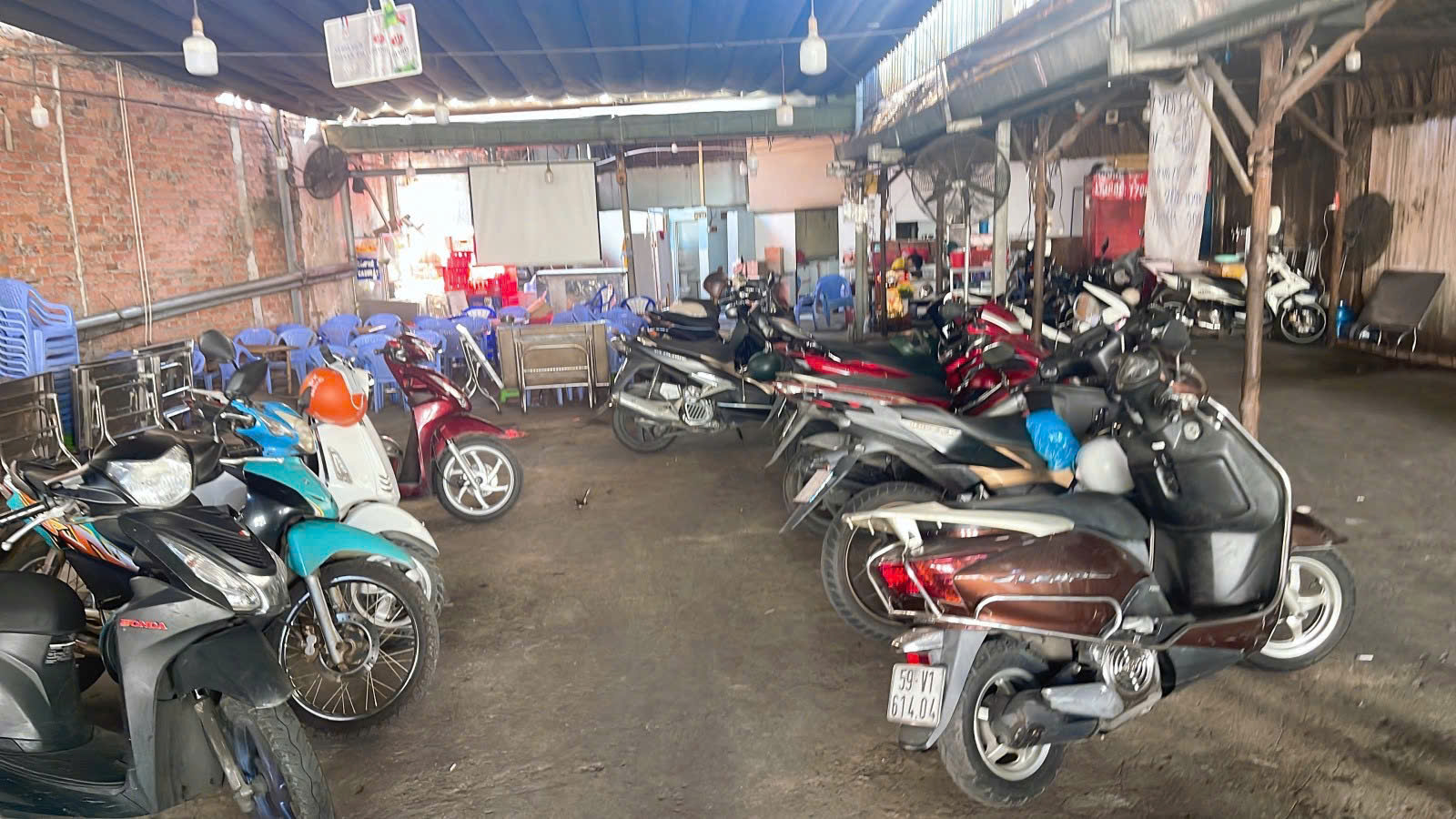 Bán nhà Mặt tiền Lê Hoàng Phái - Nguyễn Oanh, Phan Văn Trị. 12.3/18x37m, Cấp 4, 45 tỷ. - Ảnh 1