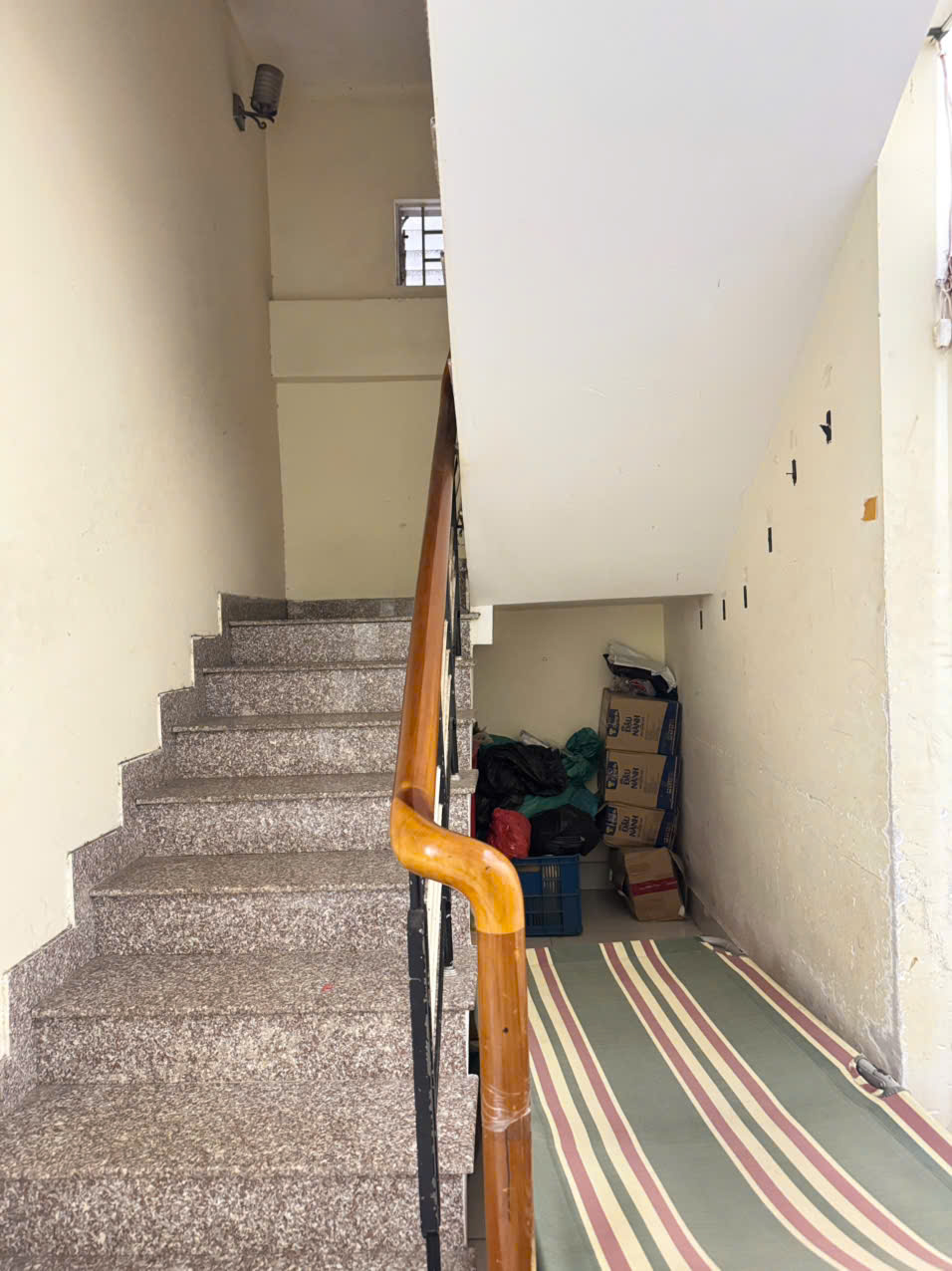 # Mặt Tiền Kinh Doanh gần Tiểu La, Chợ Hoà Cường, 3 mặt thoáng, 70m2, 2.5 tầng, 6 tỷ - Ảnh 2