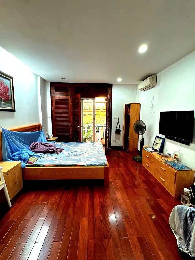 BÁN NHÀ ÂU CƠ. TÂY HỒ. 42M2 5 TẦNG MT 4M GIÁ 10 TỶ- NGÕ THÔNG CÁC NGẢ - RẤT GẦN Ô TÔ - NỘI THẤT CỰC - Ảnh 3
