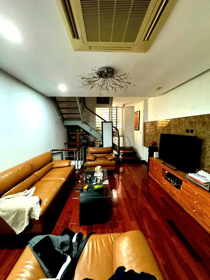 BÁN NHÀ ÂU CƠ. TÂY HỒ. 42M2 5 TẦNG MT 4M GIÁ 10 TỶ- NGÕ THÔNG CÁC NGẢ - RẤT GẦN Ô TÔ - NỘI THẤT CỰC - Ảnh 4