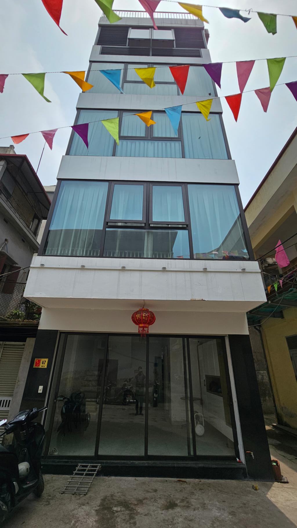 BÁN NHÀ PHÚ LA-CỰC PHẨM LÔ GÓC - CHỈ 10,2 TỶ - MẶT TIỀN GẦN 5M, TRƯỚC NHÀ 10M-THANG MÁY - Ảnh chính
