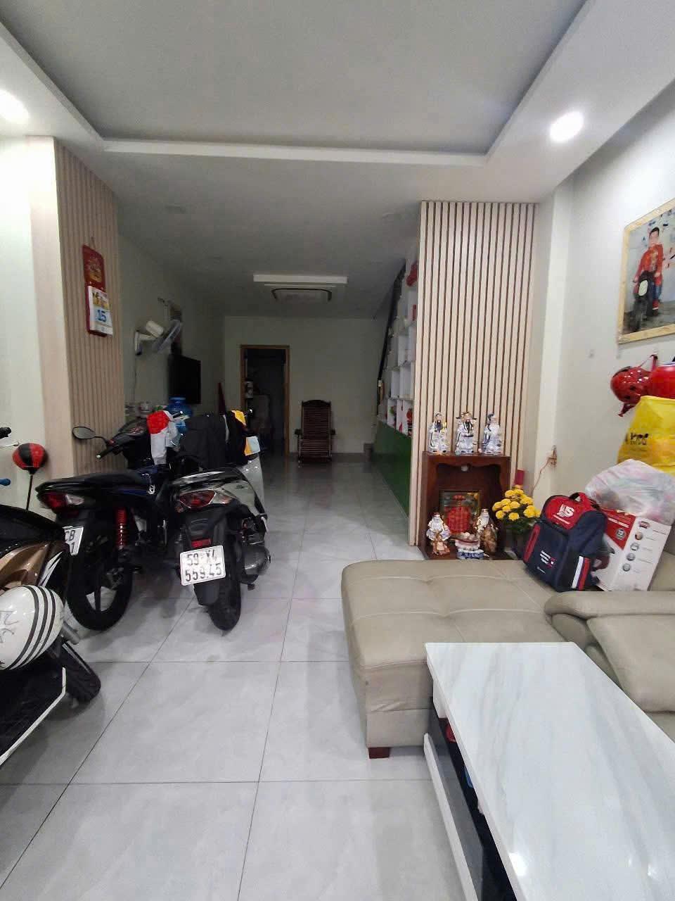 --Bán nhà HXH Bạch Đằng, phường 2, quận Tân Bình; (4*17) 3 tầng - 11,6 tỷ - Ảnh 1