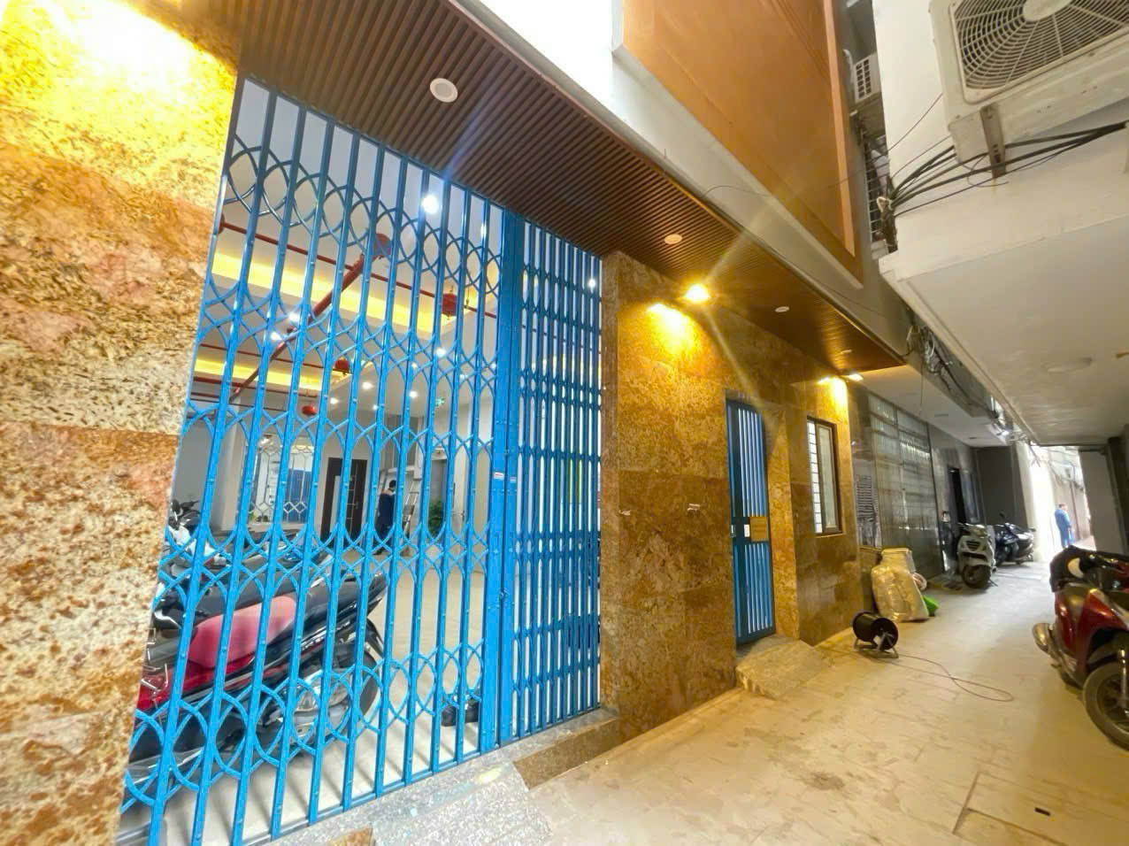 Bán Nhà Phùng Khoang. Nam Từ Liêm. 7 Tầng Thang Máy. Ô Tô. DT 121m2. MT 8m. Giá 24,4 Tỷ. - Ảnh 3