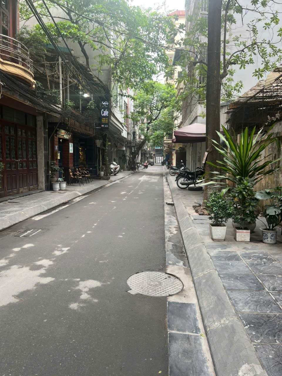 PHÂN LÔ HOÀNG VĂN THÁI, Ô TÔ TRÁNH KINH DOANH ĐỈNH, GIÁ 12.6 TỶ. - Ảnh chính
