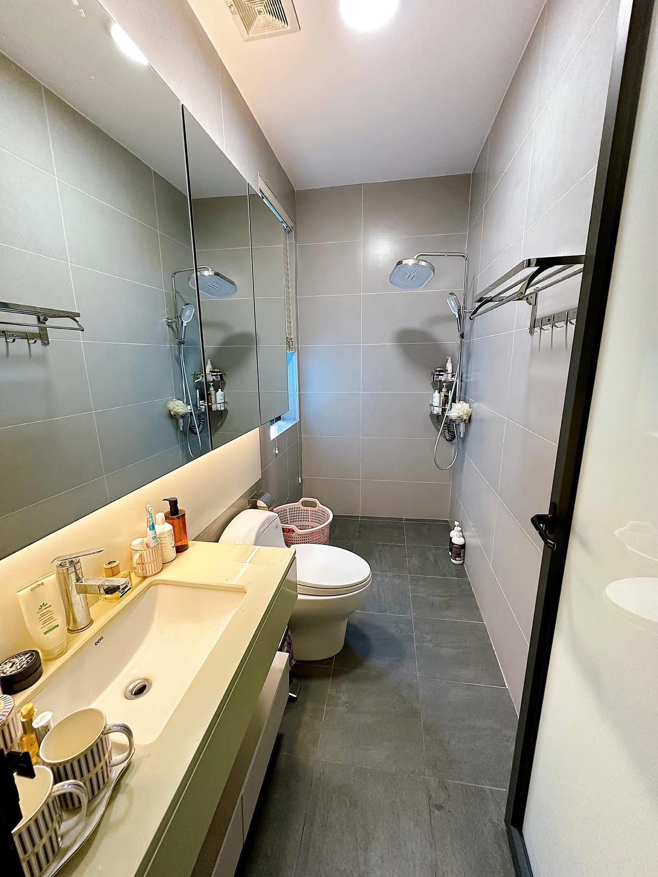 **Bán nhà hẻm xe hơi Âu Cơ, phường 10, Tân Bình; (4,3x22) 2 lầu - 8,2 tỷ - Ảnh 2