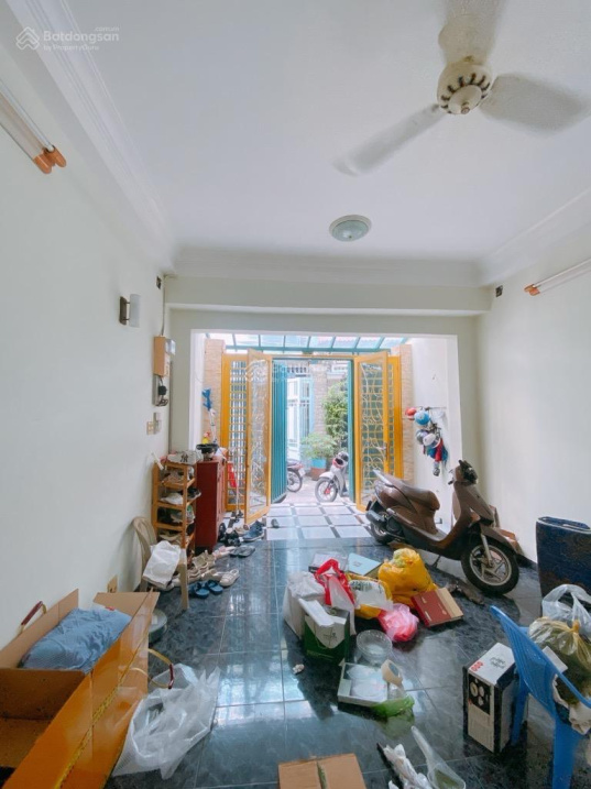 Bán nhà trung tâm Q5, Trần Bình Trọng, 60m2, 4 tầng BTCT, hẻm rộng thông thoáng - Ảnh 1